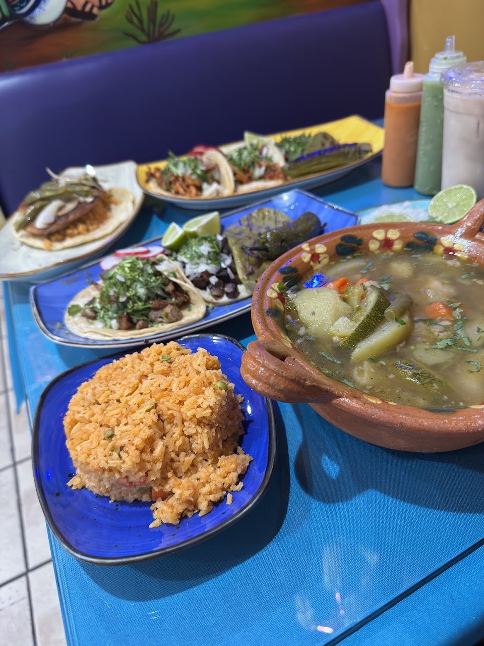 A La Mexicana Mexican Style